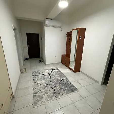 Rebi 2 * Durres