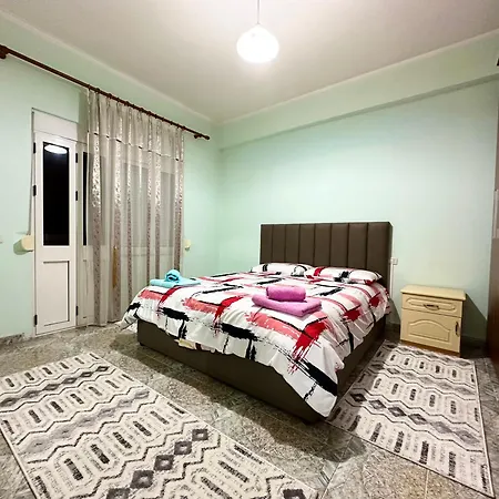 Apartment Rebi 2 *